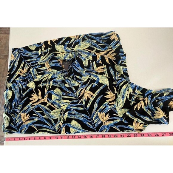 Crazy Horse by Claiborne Men’s Large Multicolor Tropical Leaves Button Up Shirt - Picture 6 of 6